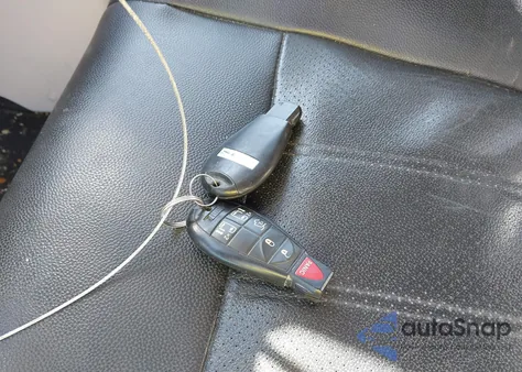 2012 Chrysler Town & Country Touring из США, поврежденный, VIN 2C4RC1BG0CR306480